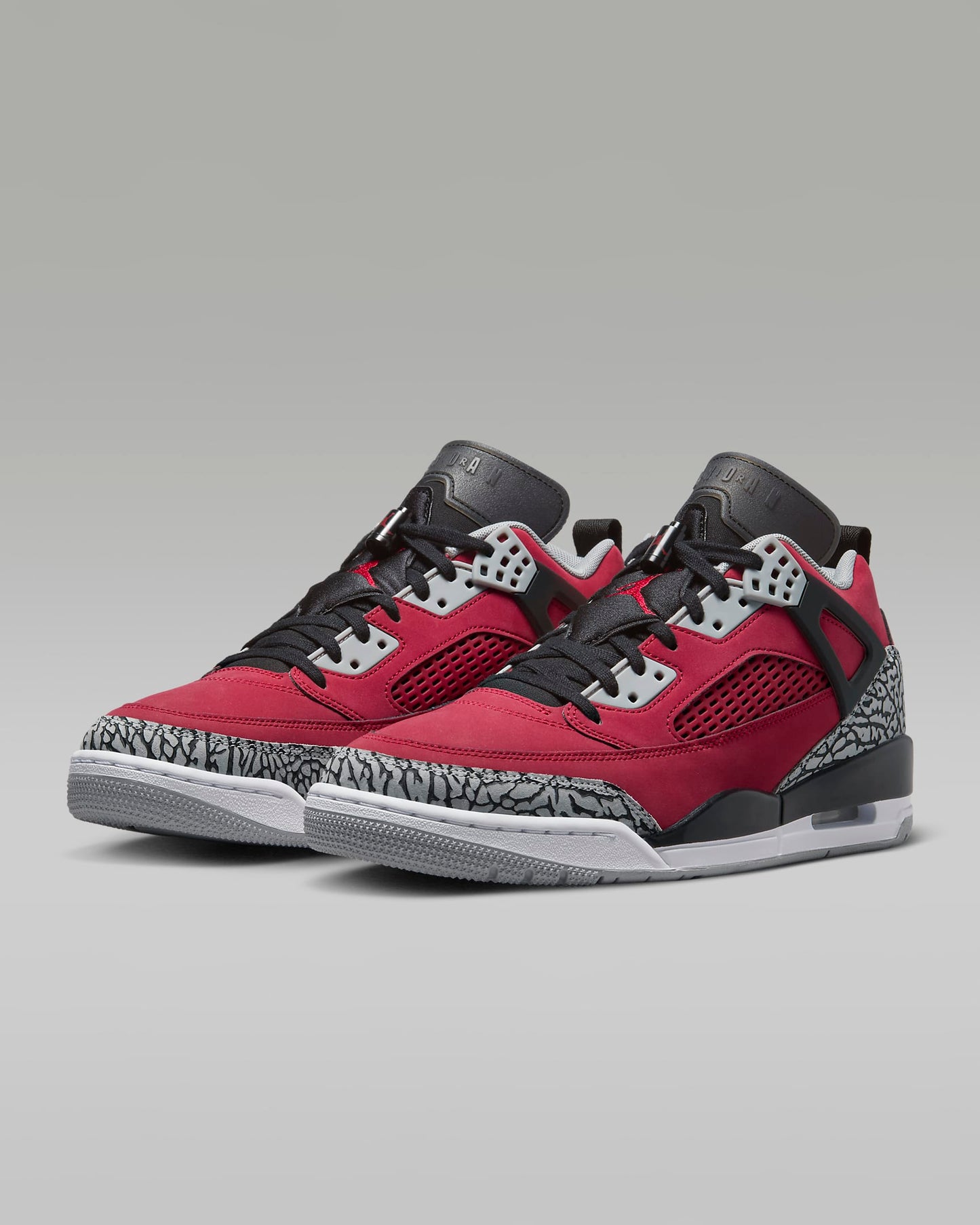 Tenis Jordan Spizike Low